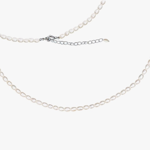 Rice pearl chocker necklace - 14 inches with 3 inch extender chain - Picture 6 of 6